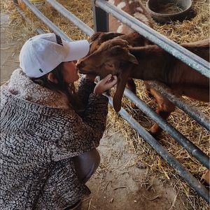 Meet your Posher, Liv